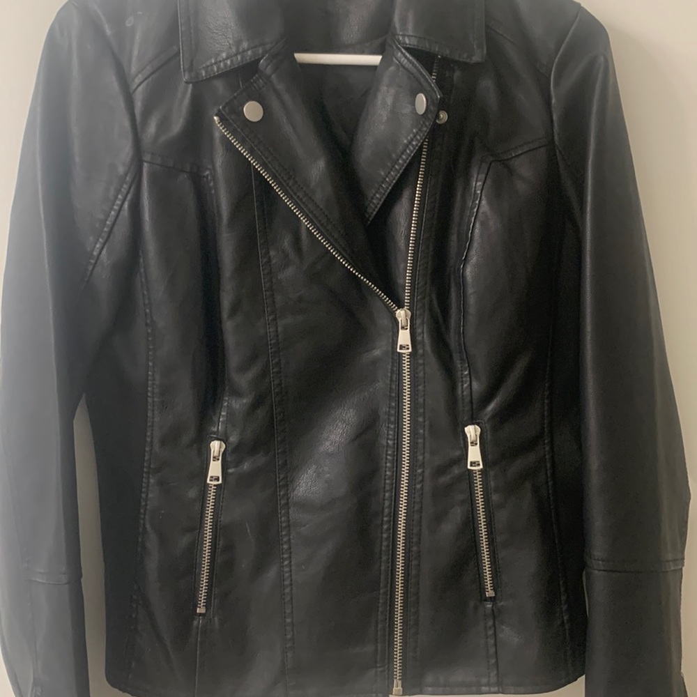 Women’s Black Jacket